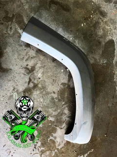 Jeep Cherokee KJ Fender Arch