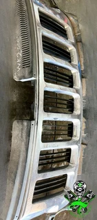 Jeep Grand Cherokee WK1 Front Grill