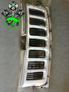 Jeep Grand Cherokee WK1 Front Grill