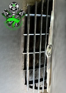 Chrysler Grand Voyager Mark 2 Front Grill