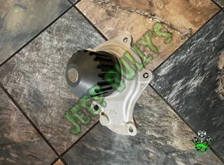 Water Pump for Jeep Patriot 2.4 / Jeep Cherokee KJ
