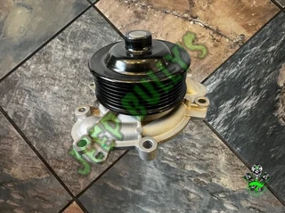 Water Pump for Jeep Grand Cherokee KK 3.0