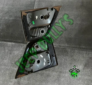 Second-Hand Jeep Cherokee WK2 Inner Tail Light