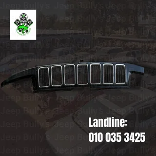 3.6 Jeep Grand Cherokee wk2 Grill