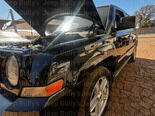 2.4 Jeep Patriot Fenders Being Sold