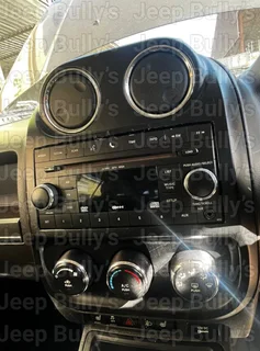 2.4 Jeep Patriot Infotainment System Available