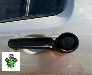 Jeep Cherokee KK 2010 Door Handles Up For Grabs