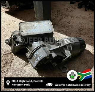 Second Hand Jeep Grand Cherokee Wk2 3.0 Oil Cooler In Store