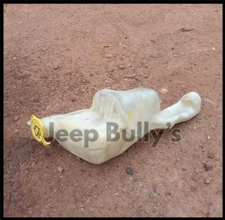 Dodge Caliber Water Bottle. Car Parts From Stripped Vehicles