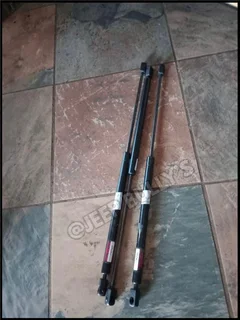 Jeep Patriot | Boot Shocks | Jeep Bully&#39;s