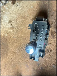 Jeep Liberty Automatic Transmission Shifter