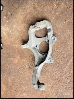 Jeep Cherokee Kk Left Front Steering Knuckle
