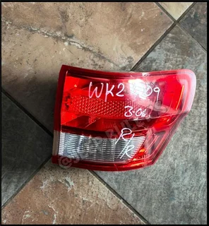 Jeep Grand Cherokee Wk2 3.0 Right| Rear Taillight