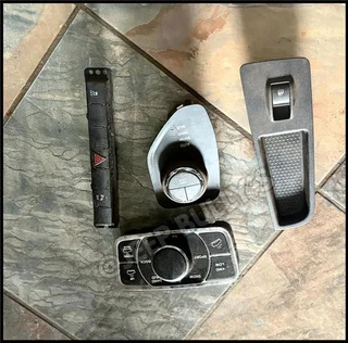 Hazard Switch, 4x4 Controller Module, Left Front Window Switch | 010 035 3425