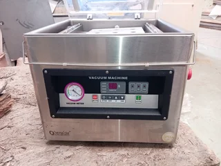 Vacuum bag sealer