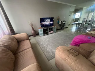 A 2 bedroom apartment available for rent in noordwyk Midrand Phoenix Estate