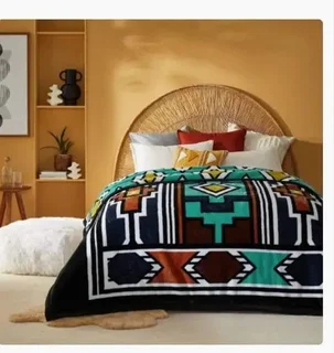 Selling brand new 3 homechoice combo king size blankets  Adkins