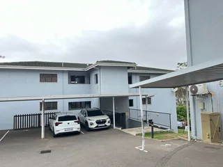 Flat to share in reservoir hills