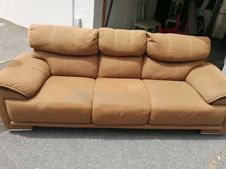 Brown velvet 3 seat couch ️