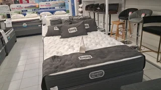 Simmons Bed - Simmons Select Meduim