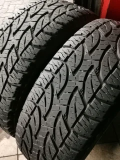 2x 265 65 17 Bridgestone Dueller AT