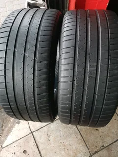255/50/19 Michelin pilot sport4s