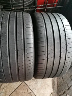 285/40/19 Michelin pilot super sport