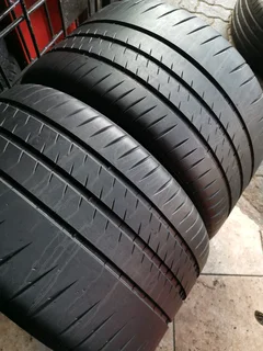 2x 305.30.19 Michelin pilot cup2