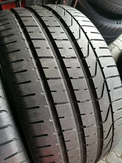 2x 295/35/21 Pirelli p zero