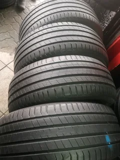 235.55.19 Michelin latitude sport3