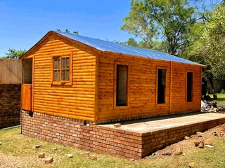 Log cabin
