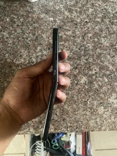 Samsung Galaxy Zflip 3 (Broken LCD)