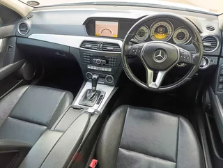 2012 Mercedes-Benz C180 auto Avantgarde to sat/nav and towbar only R109 000