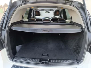 2014 Mercedes-Benz ML 400 auto Avantgarde SUV only 118kms FSH at R279 000