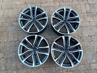 19 inch BMW G20 (2022) wheels narrow and wides at R9 000