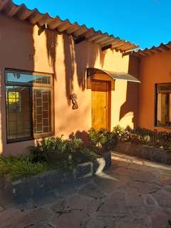 ⁷Large 1x Bedroom Flatlet