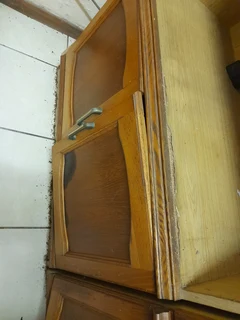 3x Upright brown cupboard