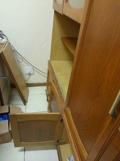 3x Upright brown cupboard