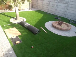 GO GREEN ALL YEAR ROUND#BUFFALO#KIKUYU#LM BEREA#GULF GREEN#LAWN DRESSING#SUPPLY AND INSTALL.