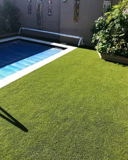 INSTALL ARTIFICAL TURF
