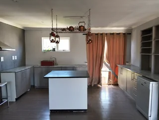 2 bedroom home to rent in Lentegeur