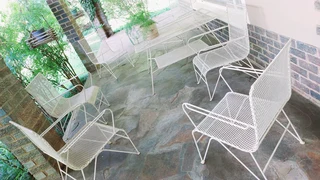 Garden set metal chairs and table