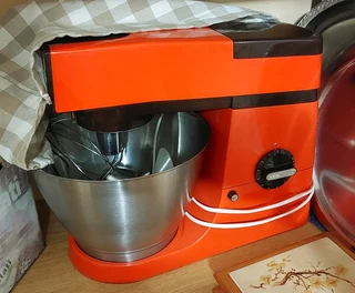 Kenwood mixer baking bakery cooking food preparation cakes mixing