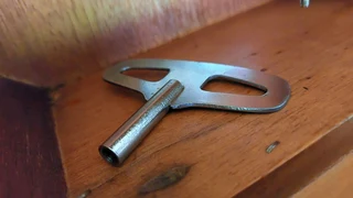 Wall mantle mechanical clock mantelklok mantel time-piece decor mantelhorlosie