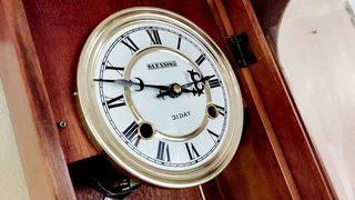 Wall mantle mechanical clock mantelklok mantel time-piece decor mantelhorlosie