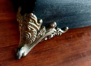 Antique vintage mechanical mantle mantel clock Welsch Black Forest