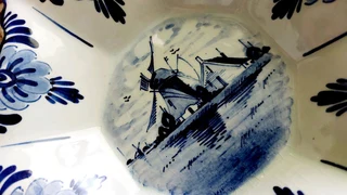 Delft delftware plate 28 cm diameter