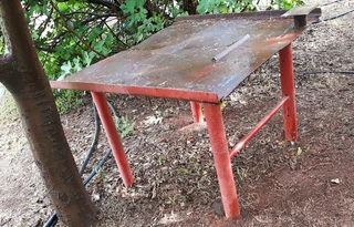 Steel table heavyduty heavy duty metal