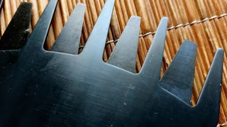 Metal blade for trimmer Black and Decker