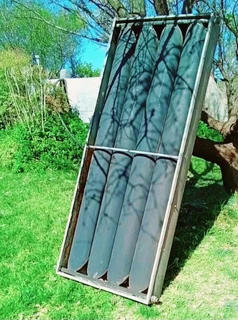 Solar water heater